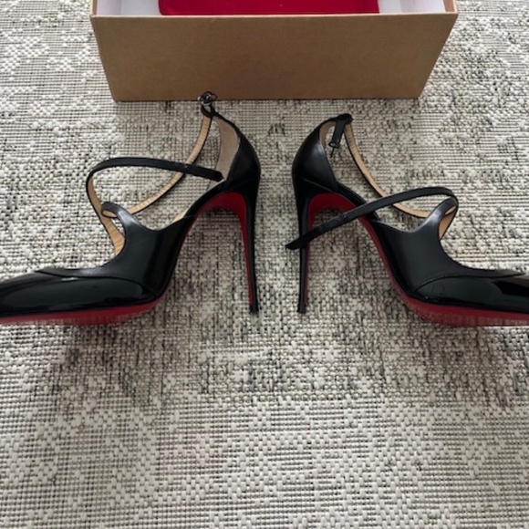 Christian Louboutin Crissos Black Patent and Nappa Leather 100mm Stiletto Heels - Picture 8 of 10